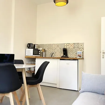 Les Petites Normandes - Acces Direct Apartment *